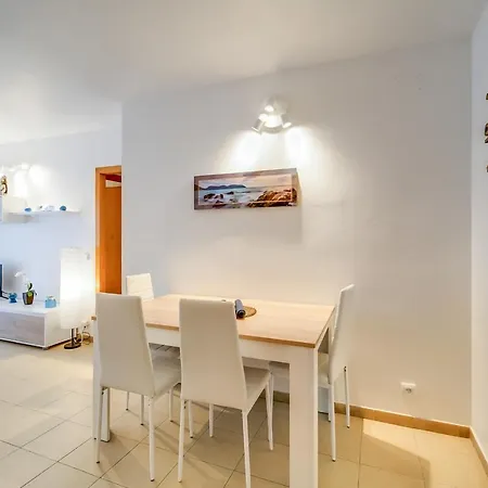 Vivalidays Edurne Apartment *