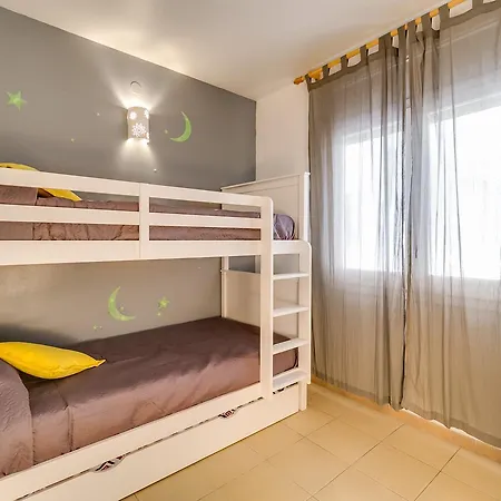 Vivalidays Edurne Apartment